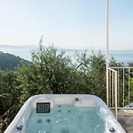 ヴィラ Rizes Sea View *
